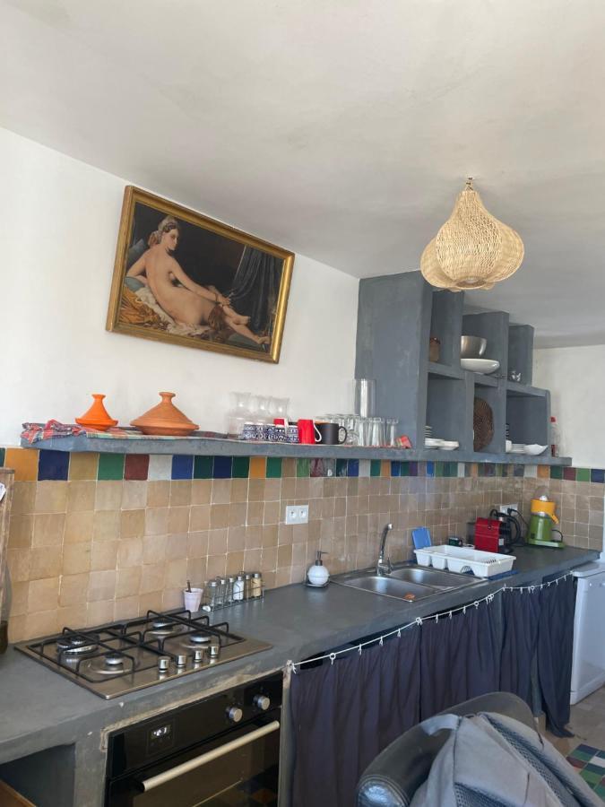 Kasbah's Road Art House
